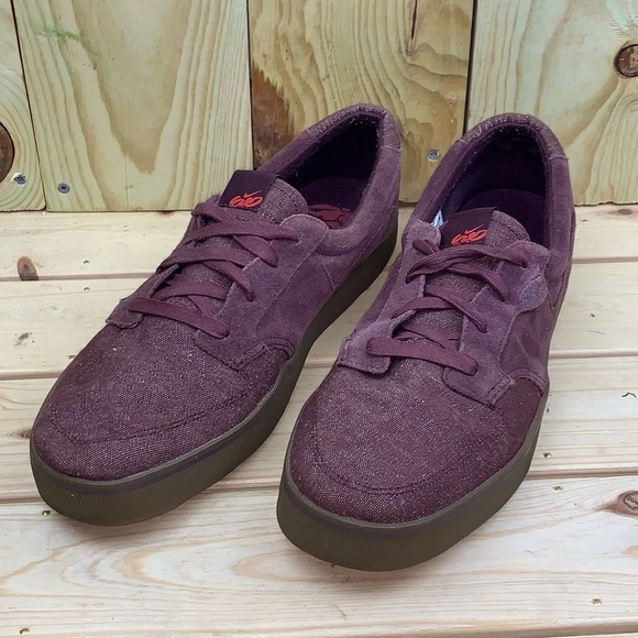 Nike Mens Size 4 Sb Canvas Skate Shoe 